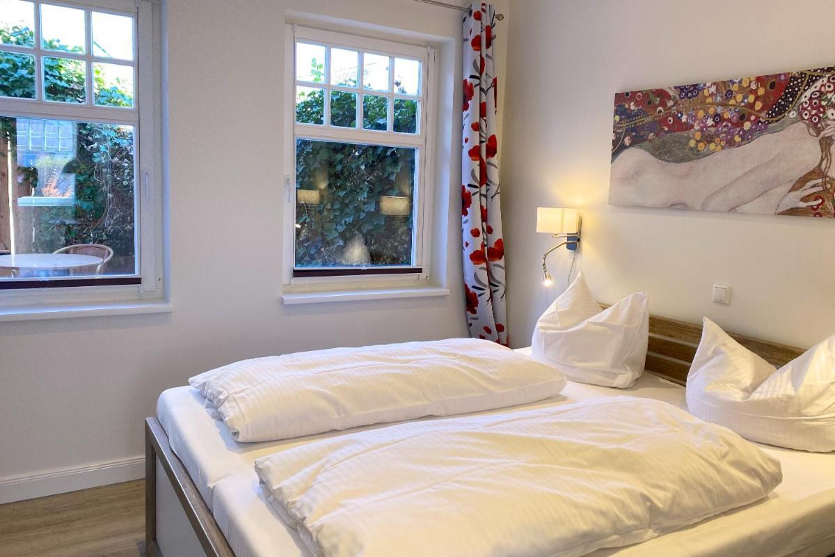 Hotel Zum Strandlaufer アーレンスホープ エクステリア 写真
